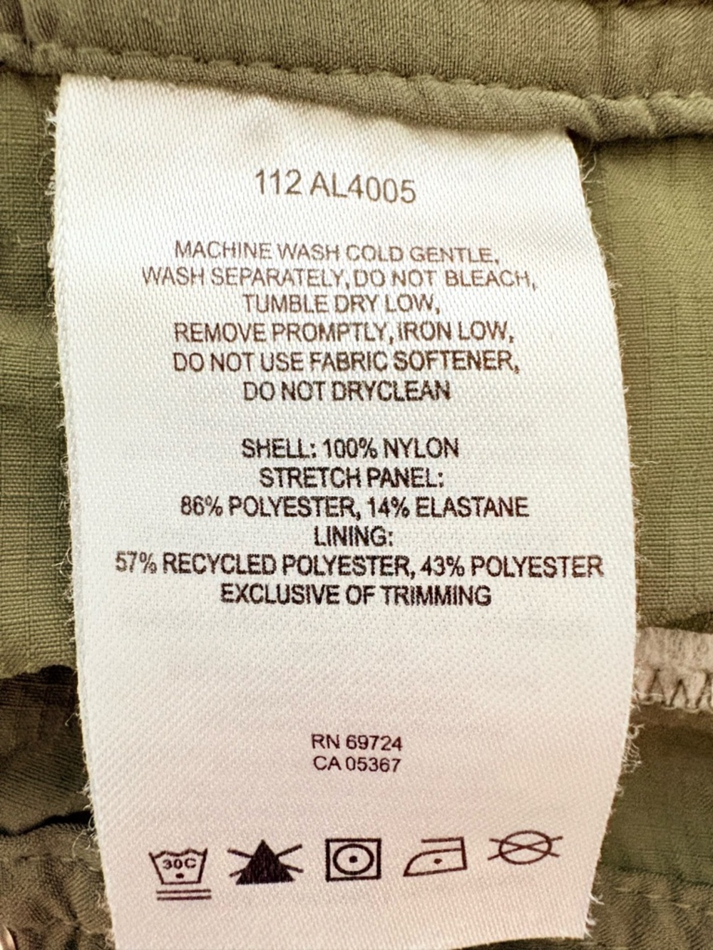 Columbia Olive Women's Outdoor Cargo Shorts - Picture 9 of 11